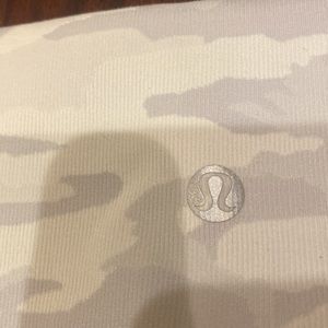 Lululemon leggings Wunder Under High-Rise 28"  Incognito Camo Jacquard Alpine 8